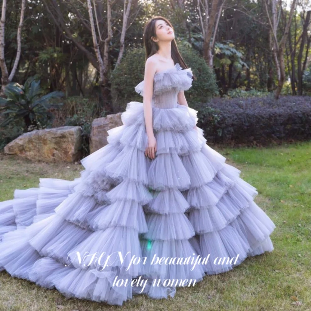 NFYN Elegant Layered Prom Dress Strapless Backless Prom Gown Net Pleating Trailing Evening Dresses for Woman 프롬 드레스 Customized