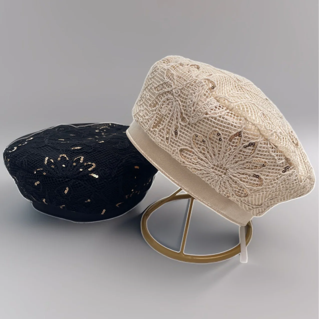 ファッション大人用フレンチハットレザークラシックスラウチーベーカーシークインキャップメッシュベレー帽女性用サマーフェイスショーリトルペインター8M108