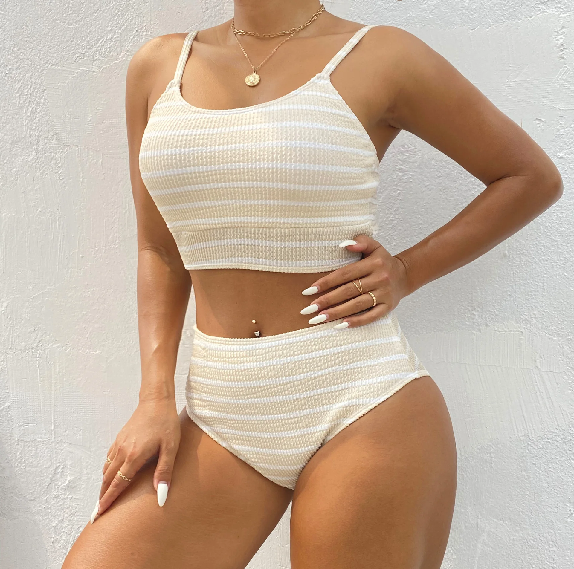 

Split swimsuit women's striped tight backless swimsuit ins wind durable bikini swimsuit 2025 new
