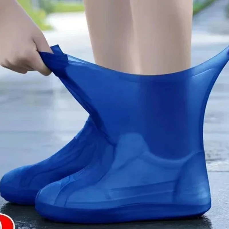 Reusable Silicone Shoe Covers Thickened Waterproof Anti Slip Rain Overshoes for Men Women Outdoor Use