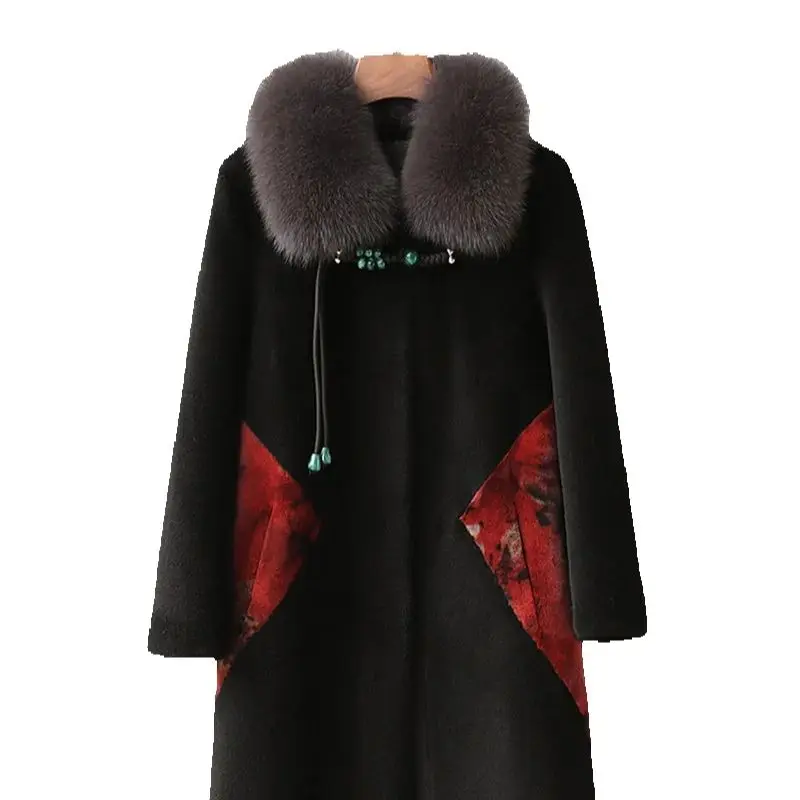Abiti per madri di mezza età e anziane alla moda ed eleganti, abiti invernali per mogli ricche, cappotti di pelliccia di pecora, colla di pelliccia di volpe