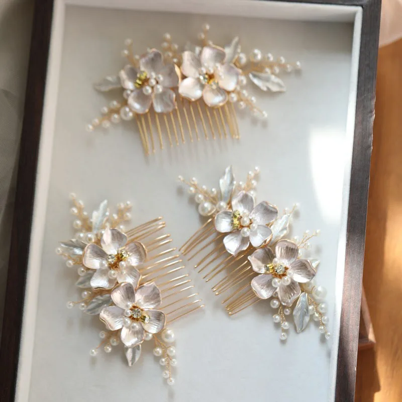 SLBRIDAL Handgefertigter Kristall-Strass-Perlen-Keramikblumen Braut-Haarkamm Hochzeits-Haaraccessoires Brautjungfern Damenschmuck – Detail 5