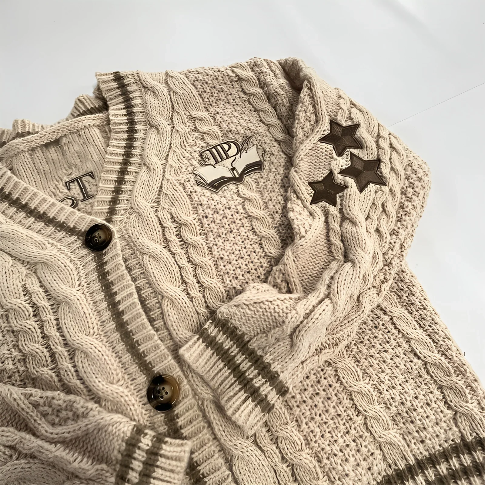 Herbst mode Star bestickte Khaki Strickjacke Frauen Pullover y2k Winter warm locker sitzen lange Ärmel Urlaub Strickjacke