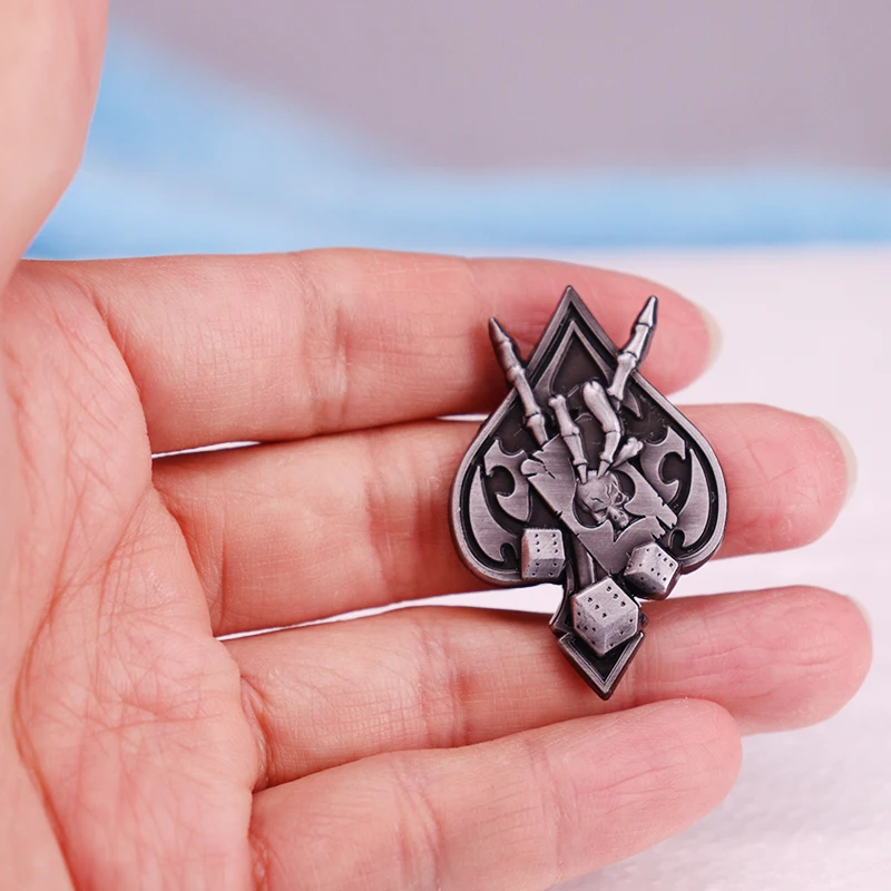 النرد الجمجمة اليد بوكر المينا دبوس مقامر دبابيس شارات الرجعية مجوهرات اكسسوارات هدايا #4