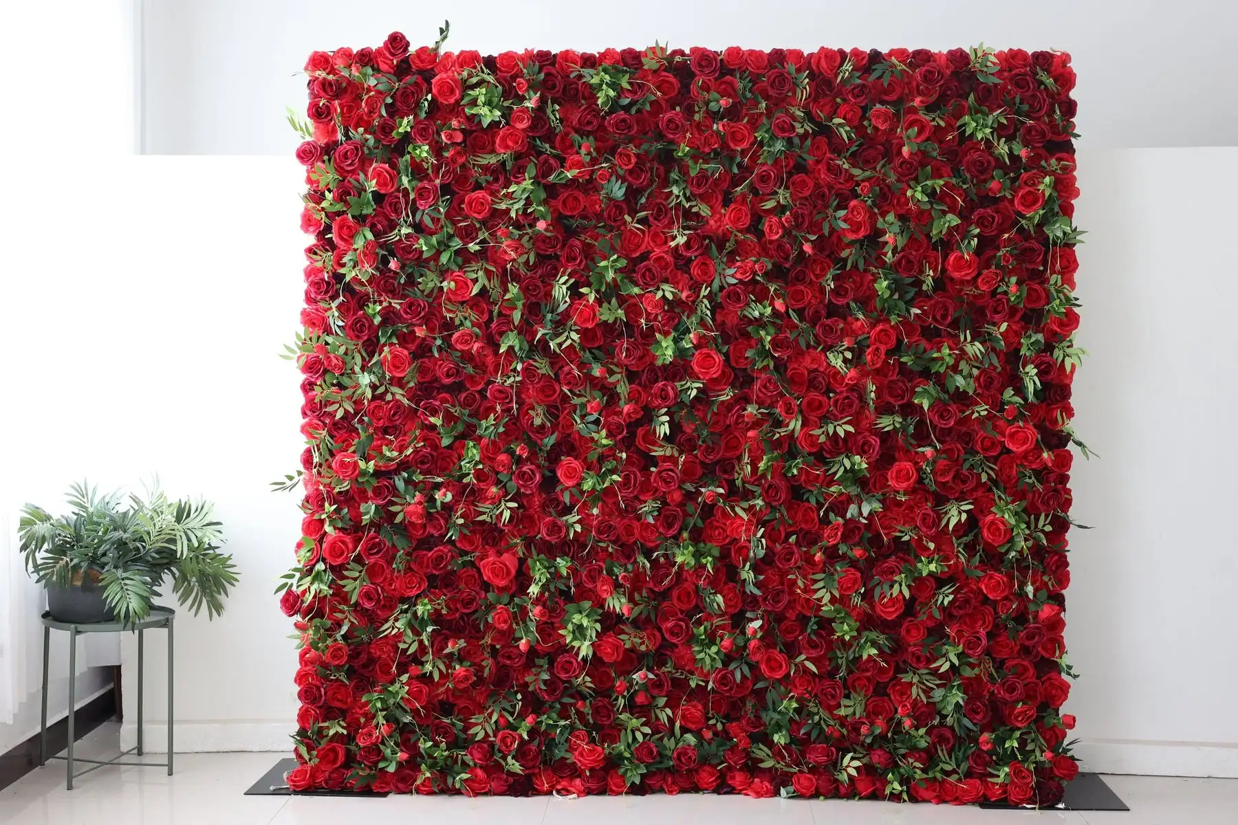 Royal Series Luxury 3D Red Rose Green leaves wedding background decoration wall fabric art Rolled up curtains flower wall party