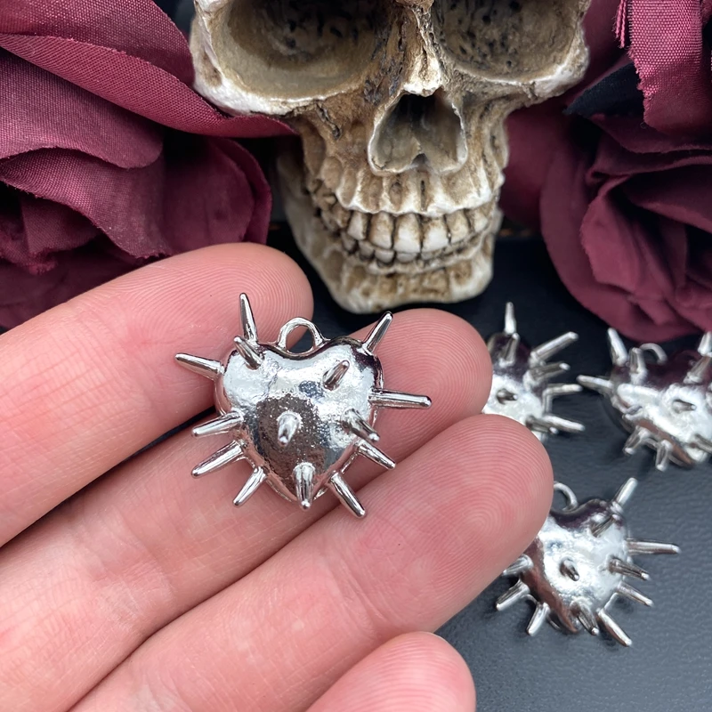 4pcs Gothic Heart Thorns Spike Charms Spiky Heart Pendant Punk Necklace Earring DIY Thorns Charms Jewelry Handicraft Making view 6