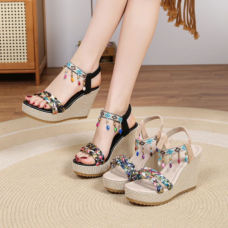 Keilabsatz-Sandalen mit Rundzehe, Offener Zehenbereich, Plateau, Kleiner Hoher Absatz, Roma Fish Mouth Schuhe für den Sommer