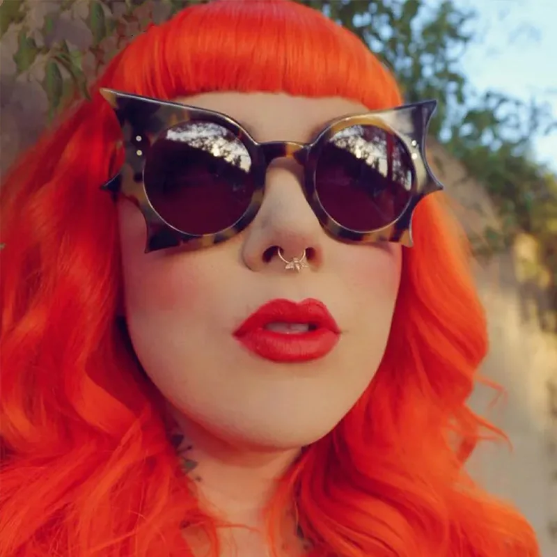 

Large frame retro sunglasses for men and women cat eye sunglasses butterfly sunglasses bouncing disco nightclub sunglasses