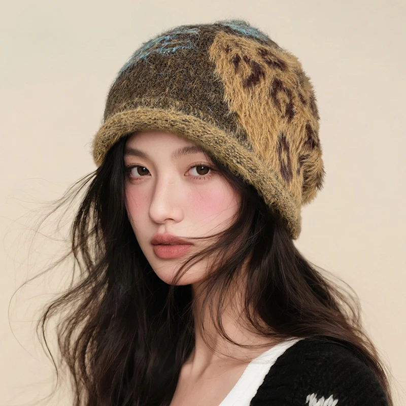 

Autumn and Winter Vintage Coffee Color Stacking Hat Korean Edition Women's Ear Protection Warm Knitted Hat Hoodie