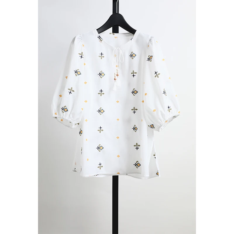 

Casual Loose Summer Shirt Women's Breathable Lightweight Embroidered Three-Quarter Sleeve V-Neck Button-Down Vintage Style