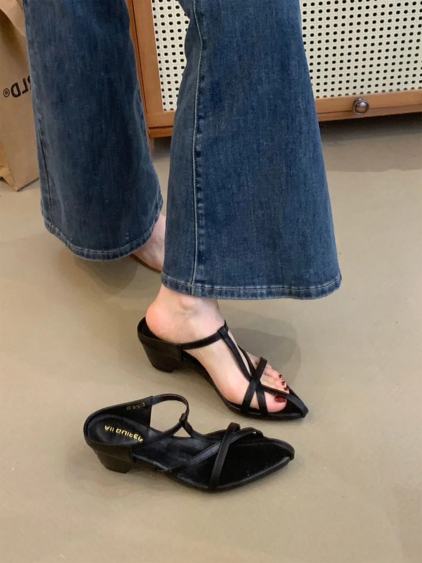 sandali-da-donna-in-pelle-di-pecora-con-cinturino-incrociato-e-tacco-alto-per-uso-esterno-semplici-e-casual-con-tacco-spesso-e-punta-a-punta-stile-romano