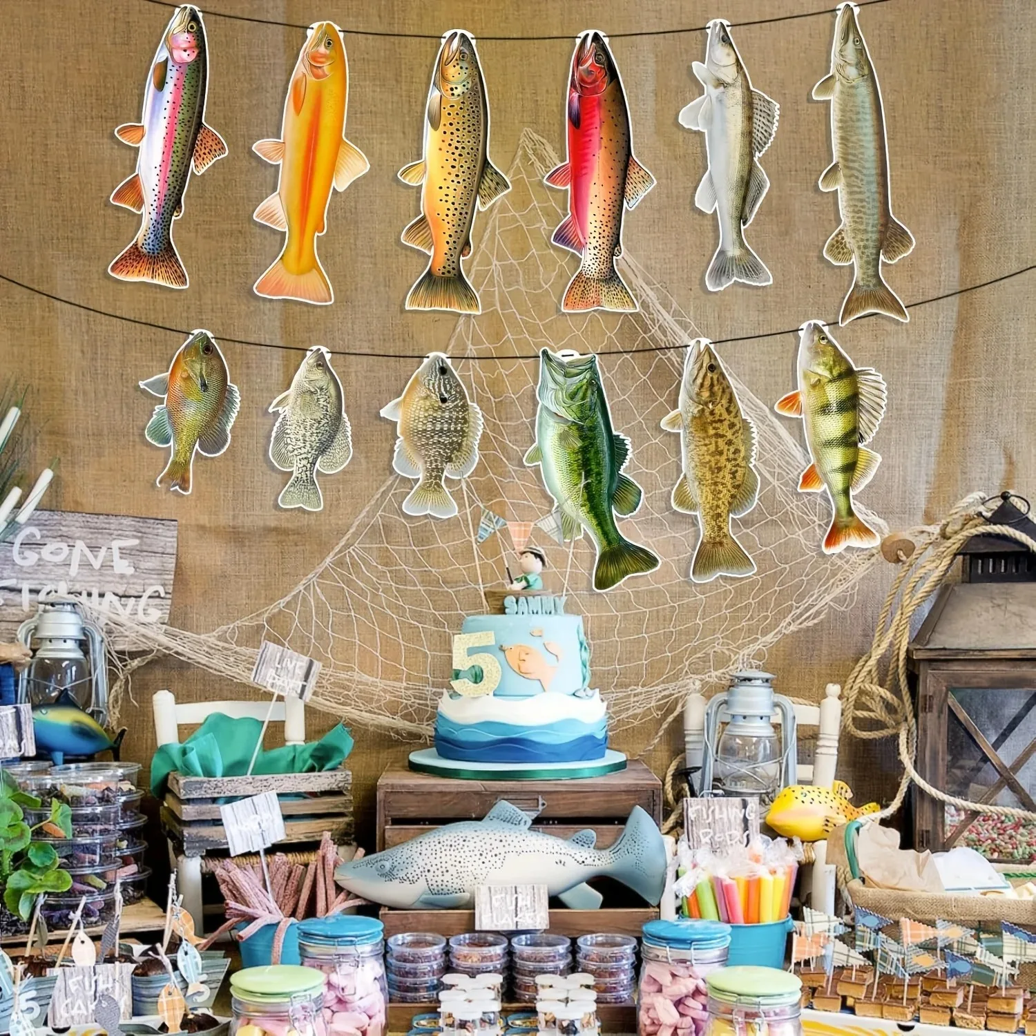 Realistische Süßwasserfisch-Girlande: Forelle, Barsch, Zander – Ausgeschnittene Wimpelkette für Angler-Geburtstagsfeiern und Wanddekoration im Landhausstil