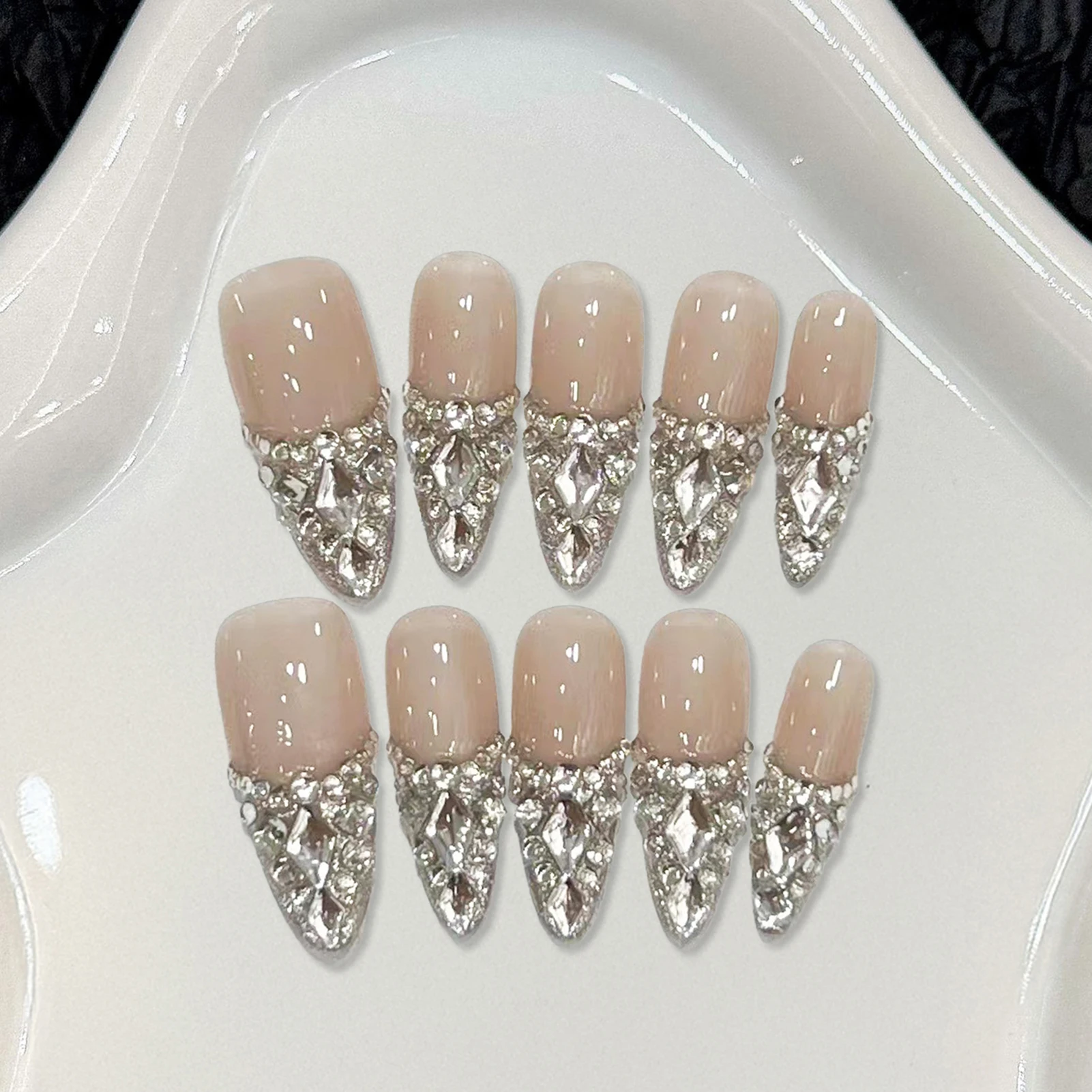 10pcs Press on Nails Sparkling for Wedding Party Banquet Elegant Resin False Nails with Rhinestone Tassel Skirt Design