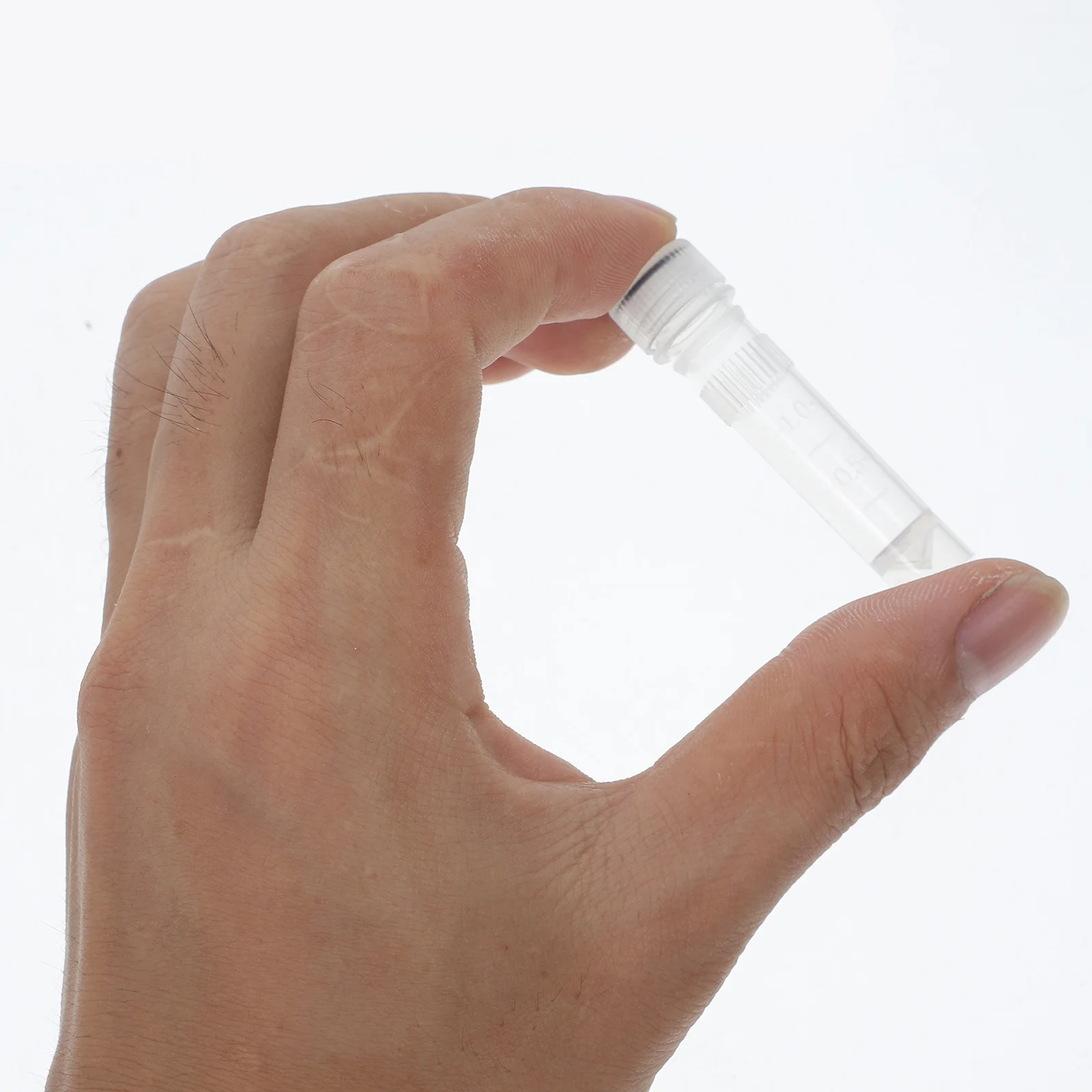 

50Pcs Plastic Cryogenic Tubes Sampling Tubes Lab Storage Vials Freezing Small Bottles Scientific Experiments