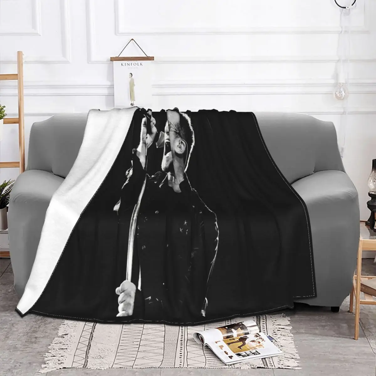 Mens Bono U2 New 100 Cotton Blacks Fruit Of The Loom Kawaii Promotion Graphic Letter Normal Throw Blanket