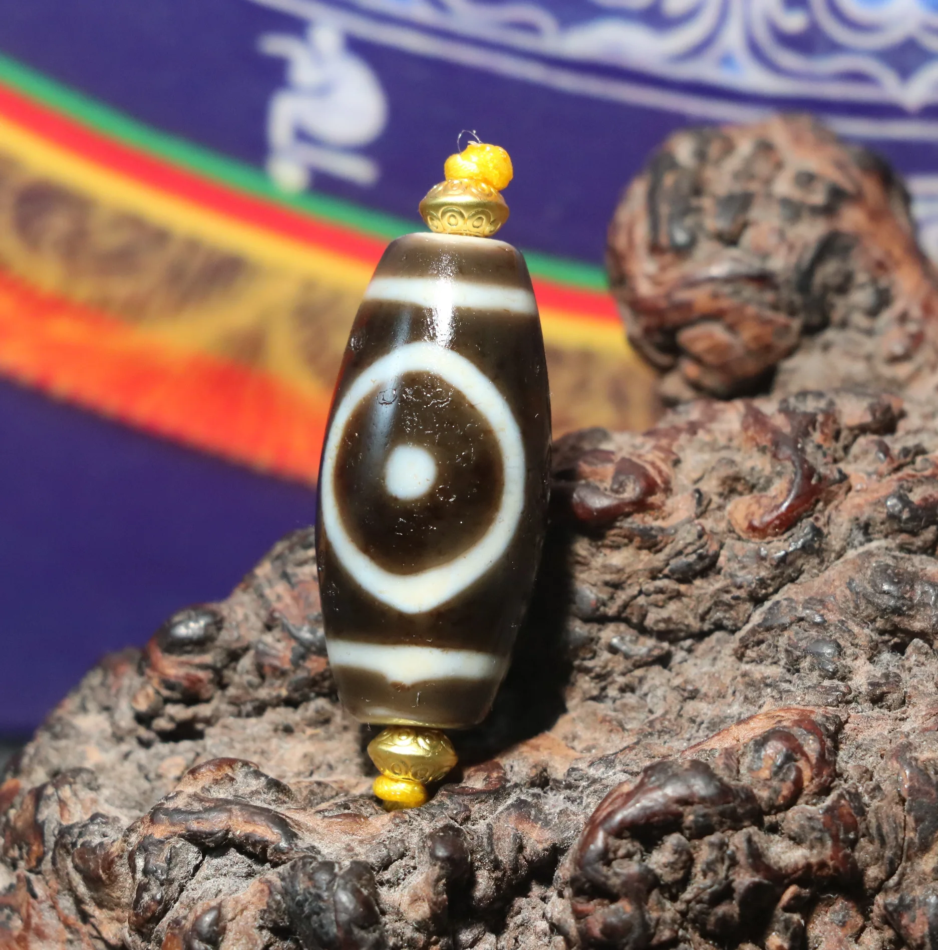 Magic Power Tibetan Old Agate Oily Patina Harmonious Heaven&Earth dZi Bead Totem Amulet Precious Gemstone Jewelry Timestown