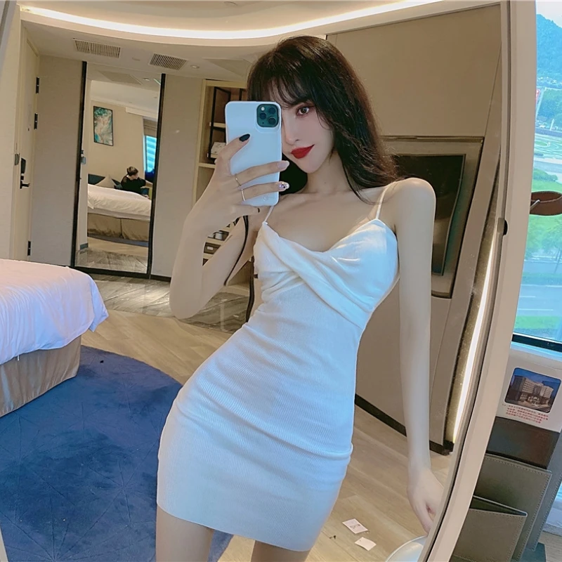 Summer Sexy Mini Dress Women Sleeveless Strap Streetwear Knitting Folds Bodycon Slim Solid Dress Party Elegant A-LINE Dresses