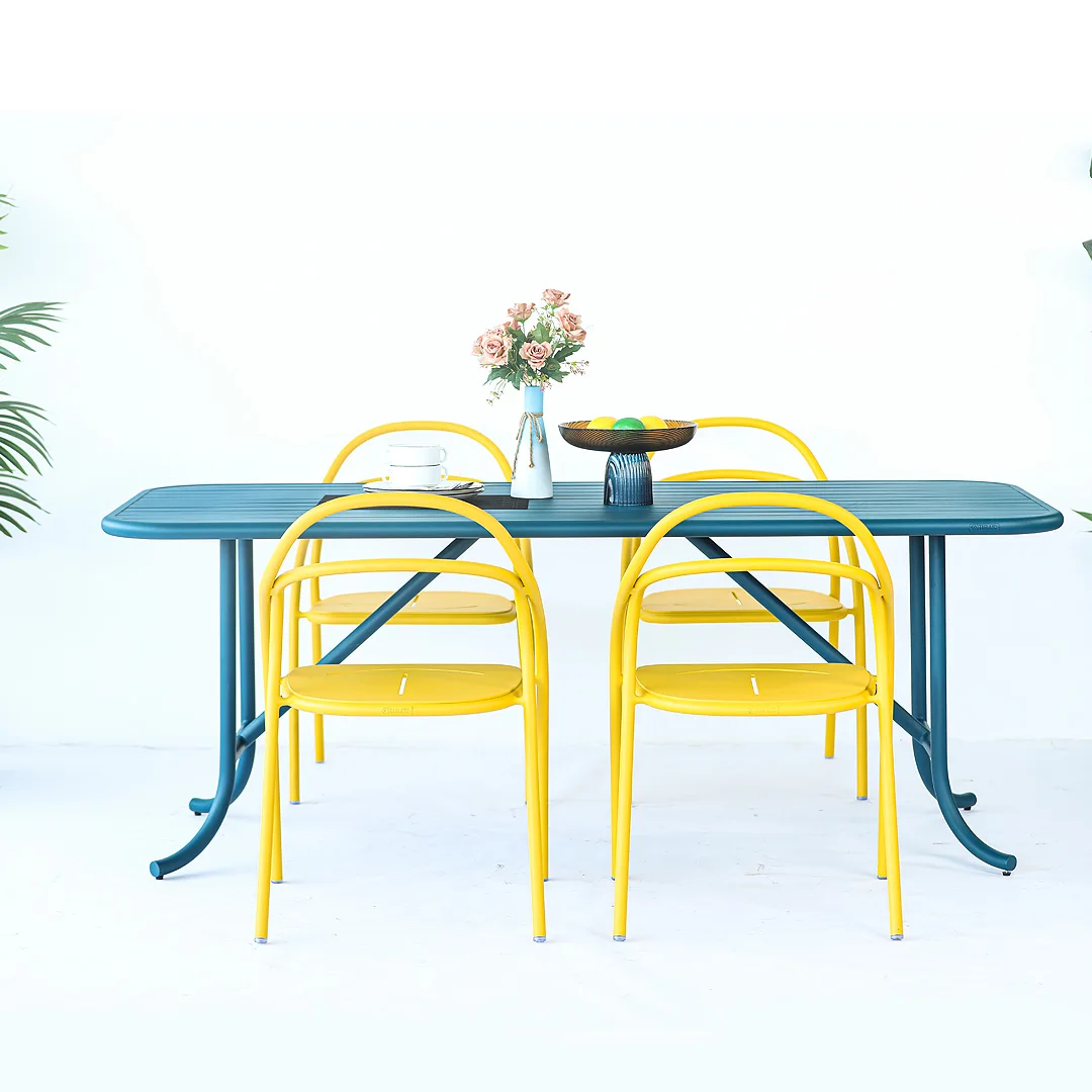 Aluminum Outdoor Di… - image