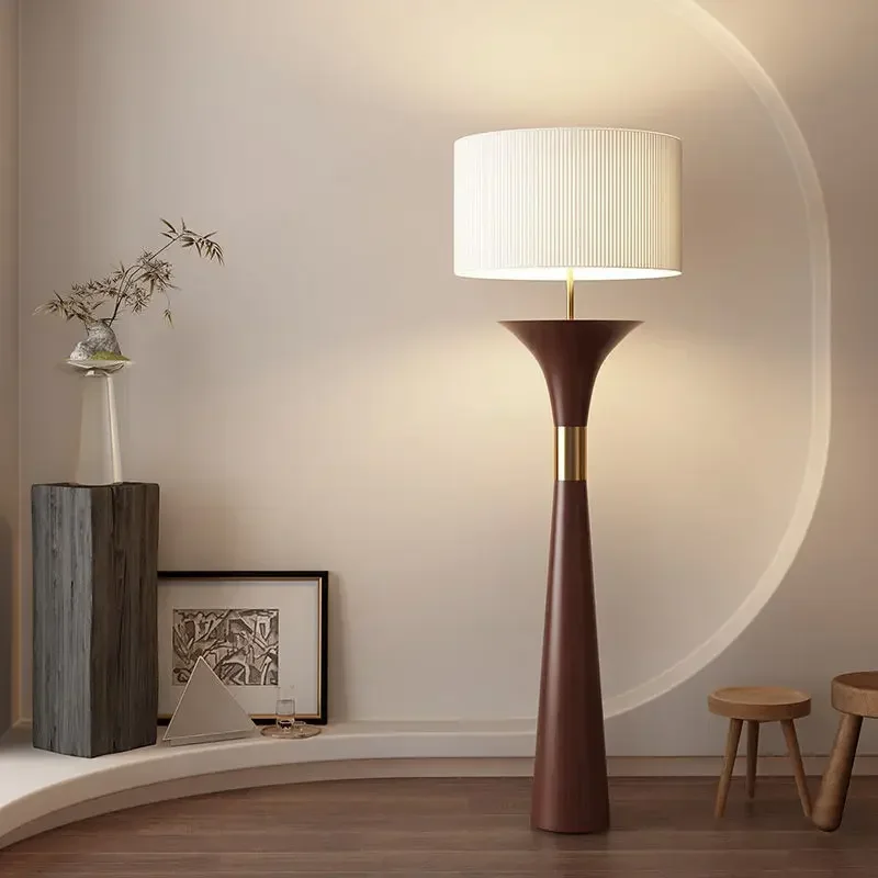 French Medieval Fabric Walnut Floor Lamp Bedroom Bedside Lamp Living Room Sofa Side Lamp Decorative Light Apartment LED Lighting