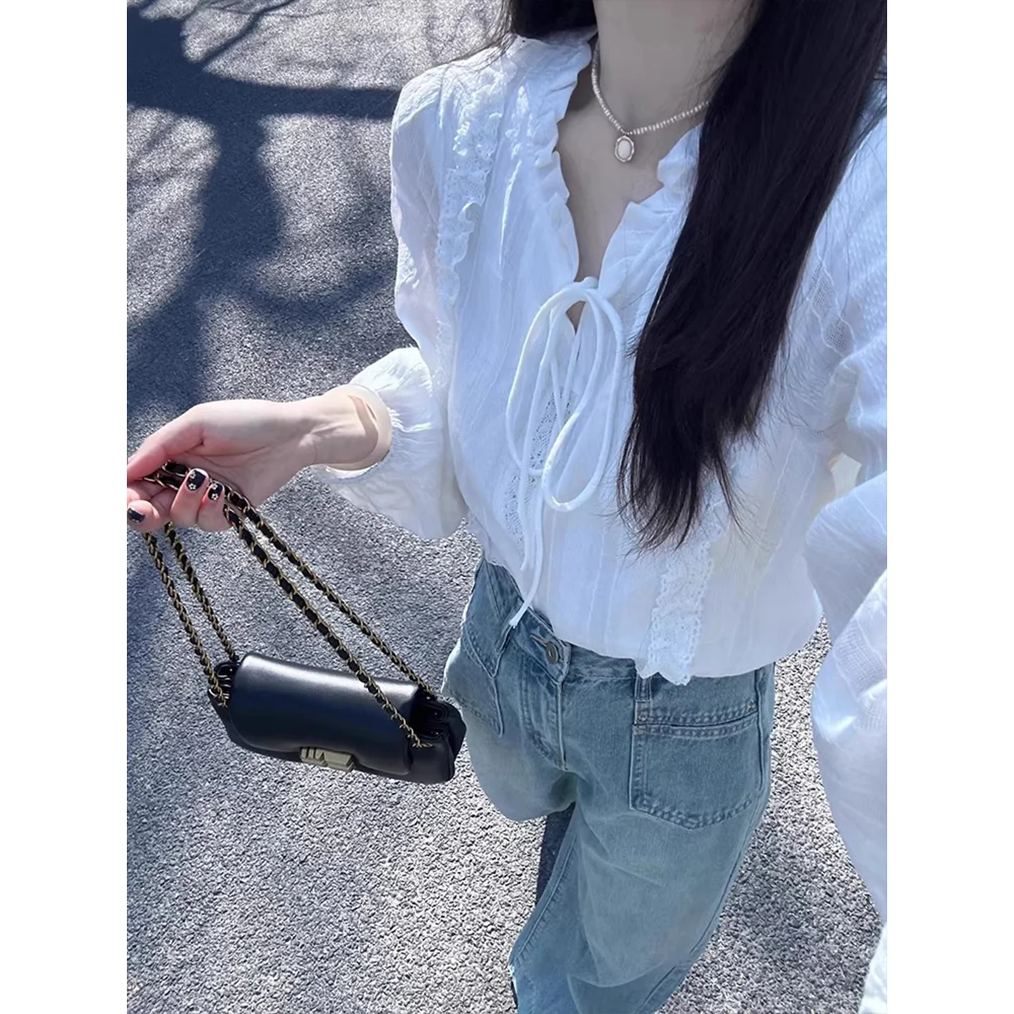 Elegant White Embroidered Lace Shirt Women's Spring Unique Beautiful Temperament Top French Style Loose Fit Long Sleeve