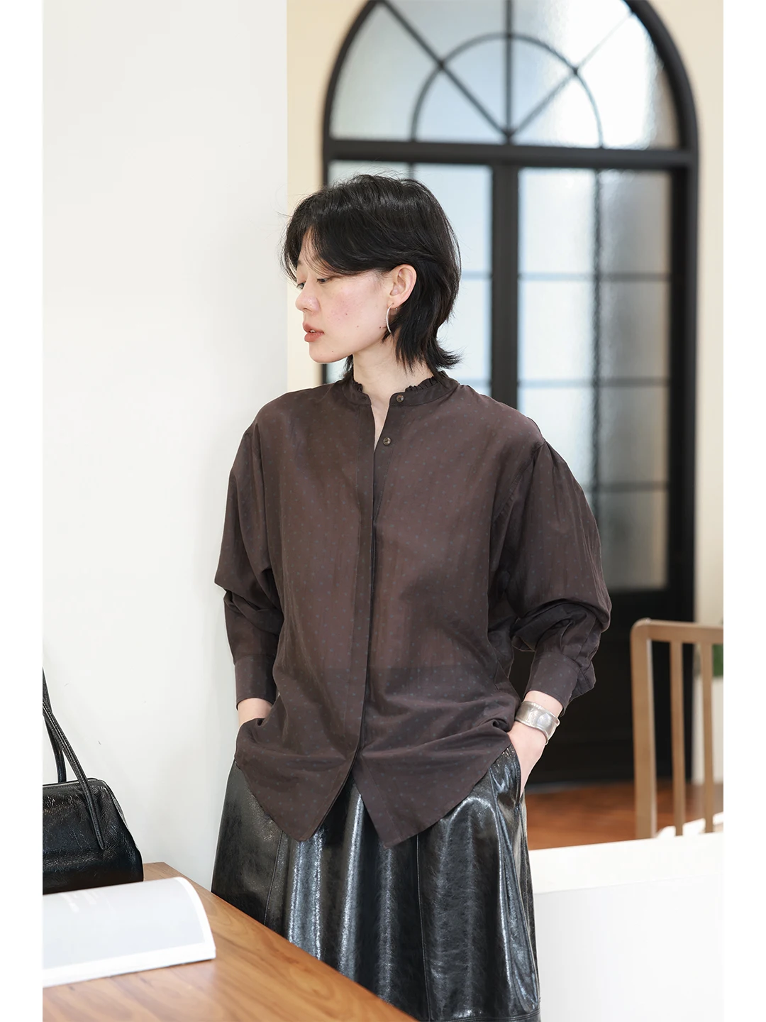 

Легкая дышащая шелково-хлопковая женская блузка с длинным рукавом, воротником-стойкой, в винтажном стиле, повседневная