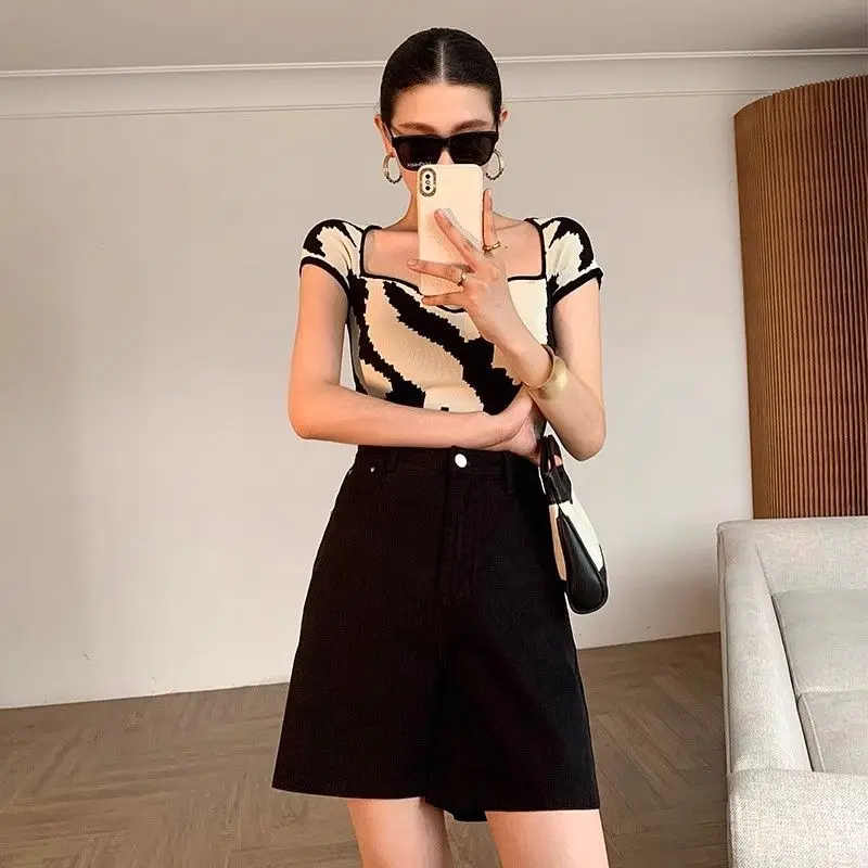 French Women Patchwork Knitting Short Sleeve Corset 2024 Summer New Street Casual Square Neck Niche Zebra Pattern All-match Tops