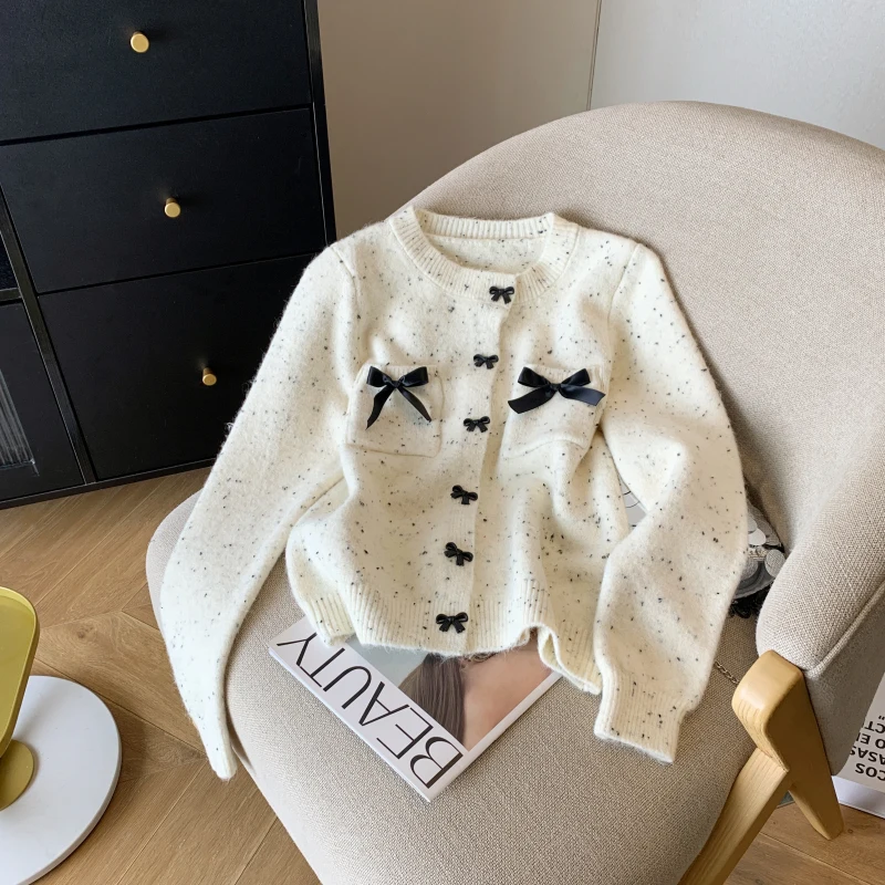 New 2024 Autumn Winter Knitted Sweater Women Korean Fashion Pockets Bow Black White Red Or Pink Cardigan Womens Outwear Tops