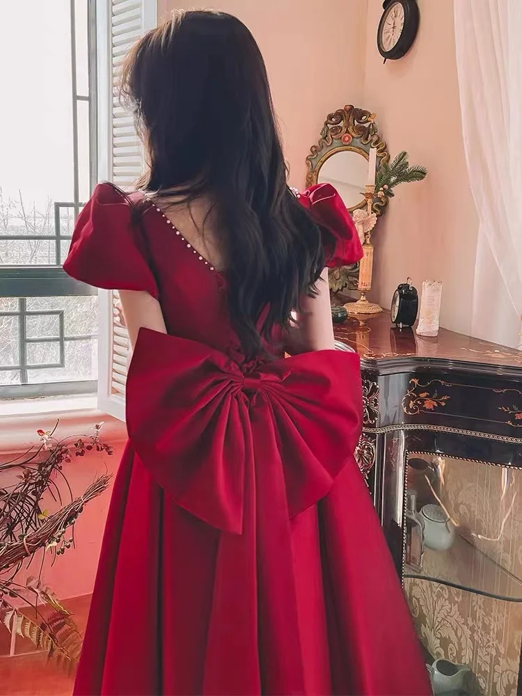

Special Occasion Elegant Long Prom Dresses A-Line Women Short Sleeve Square Collar Back Bow Burgundy Evening Ball Gown For Party