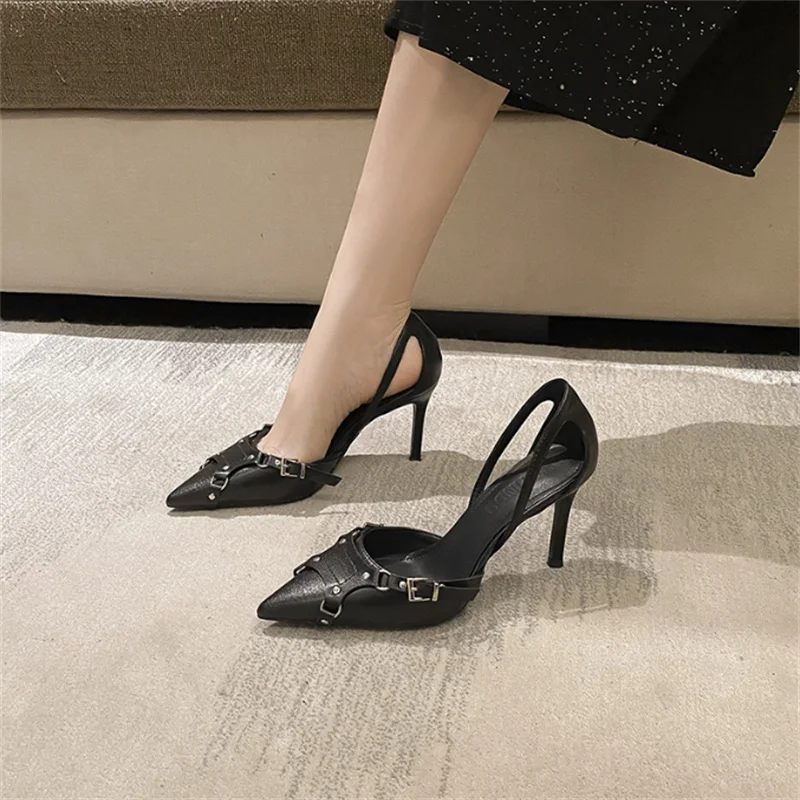 2024 الخريف الفاخرة المرأة مضخات أشار تو الفم الضحلة حجر الراين خنجر عالية الكعب حذا فردي للسيدات مأدبة أحذية الزفاف