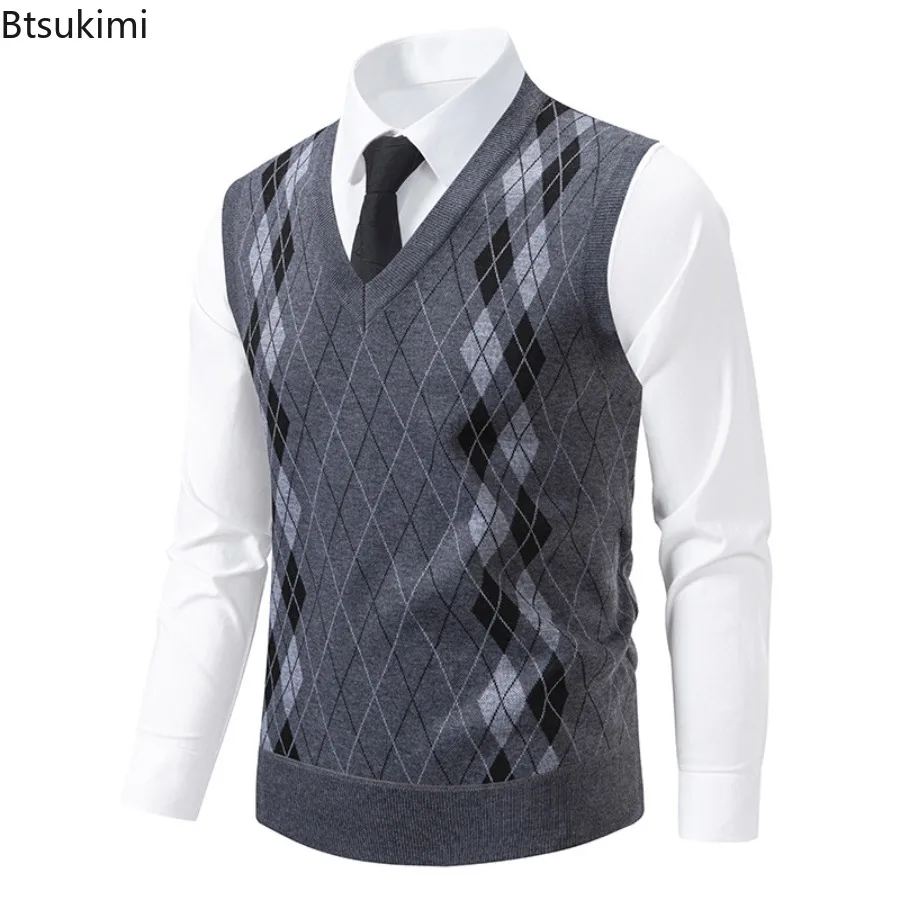 New Fashion Men's Knitted Pullover Vest Business Casual V Neck Sweater Vest Autumn Winter Knit Warm Slim Waistcoats Men Clothing