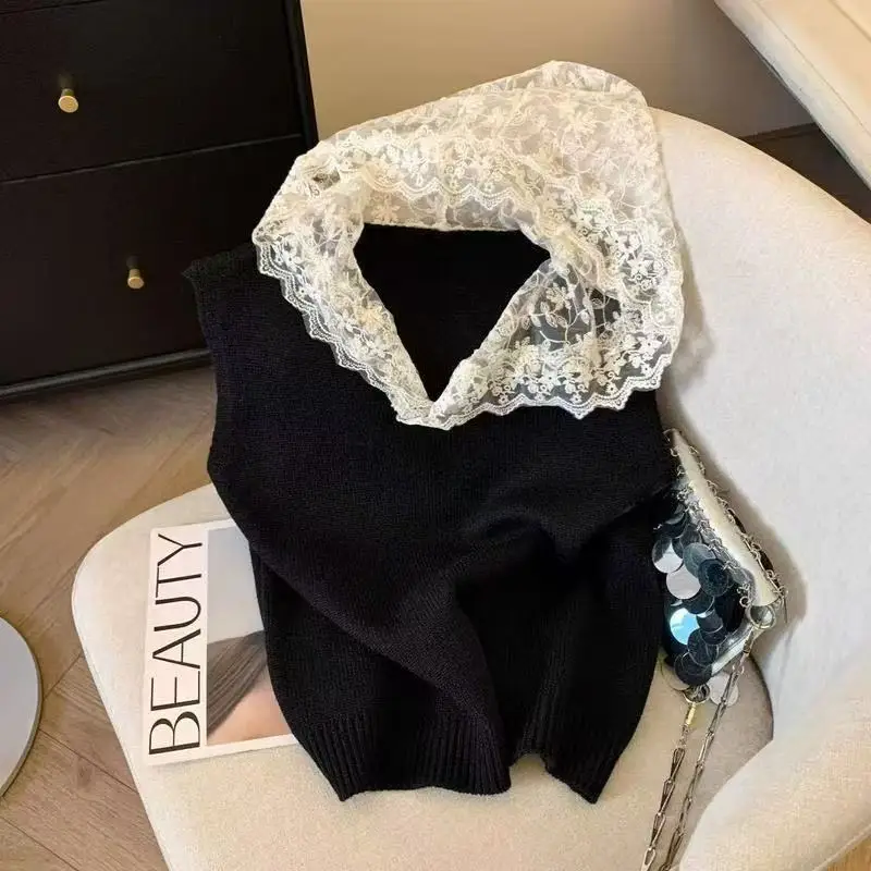 Gray Lace Hooded Vest 2026 New Sleeveless Top New Fashionable Super Beautiful Splicing Solid Color Wool Blend Knit Sweater White