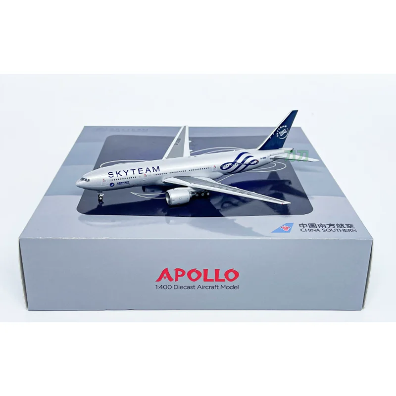 APOLLO 1/400 Scale China Southern Airlines B777-200 B-2056 Die-cast Alloy Aircraft Model Collectible Decorative Ornament