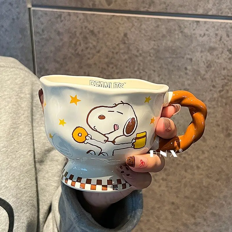 Taza de Snoopy de Disney, nueva taza de café con leche de cerámica de aspecto alto para chica creativa y bonita, regalo de moda para amigos, regalo de vacaciones