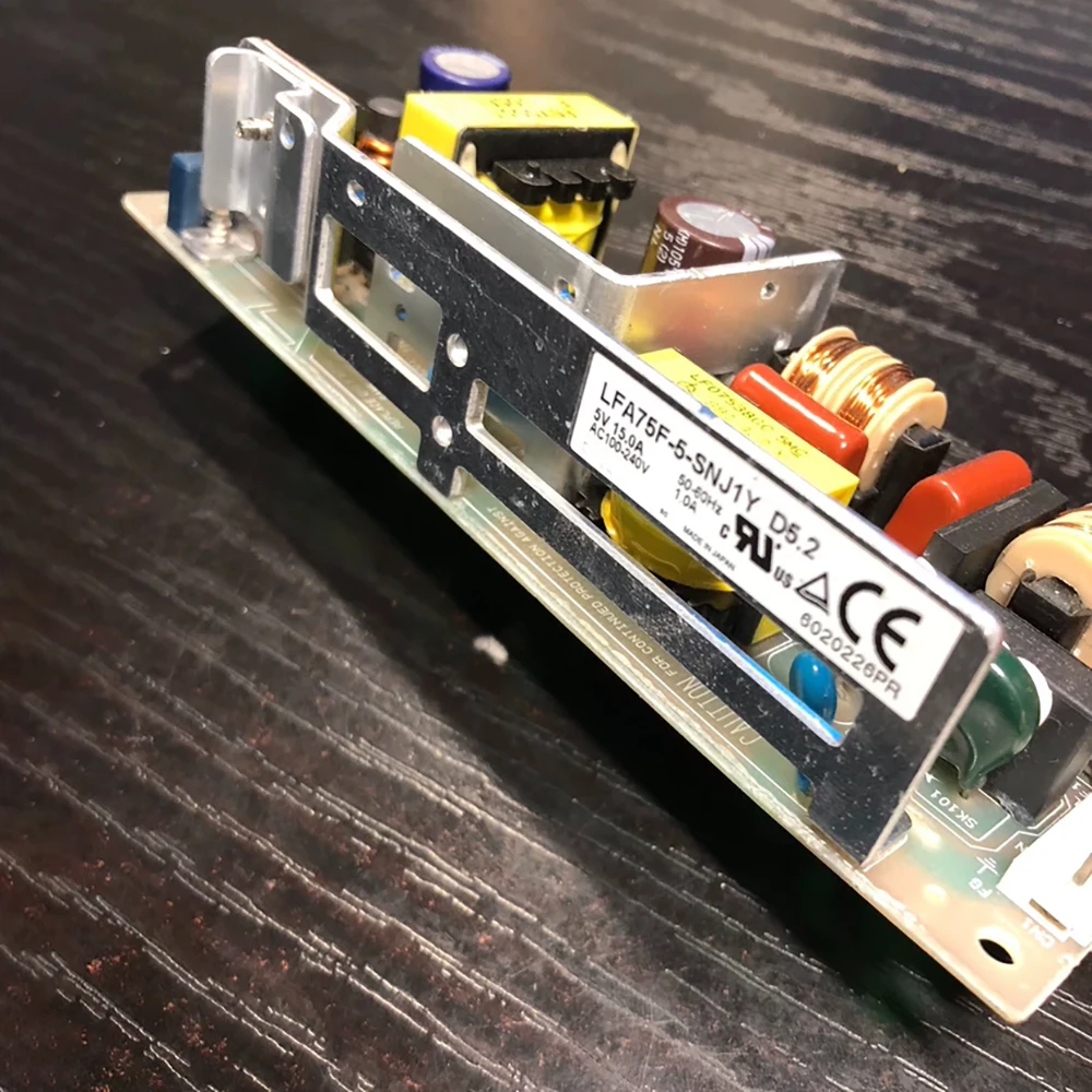 

блок питания 5В15А LFA75-5-SNJ1