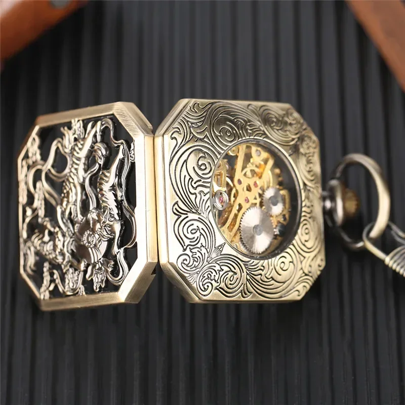 ronze Pocket Watch Hollow Double Tigers Case Men Women Handwinding Mechanical Watches with Pendant Chain Roman Number Clock