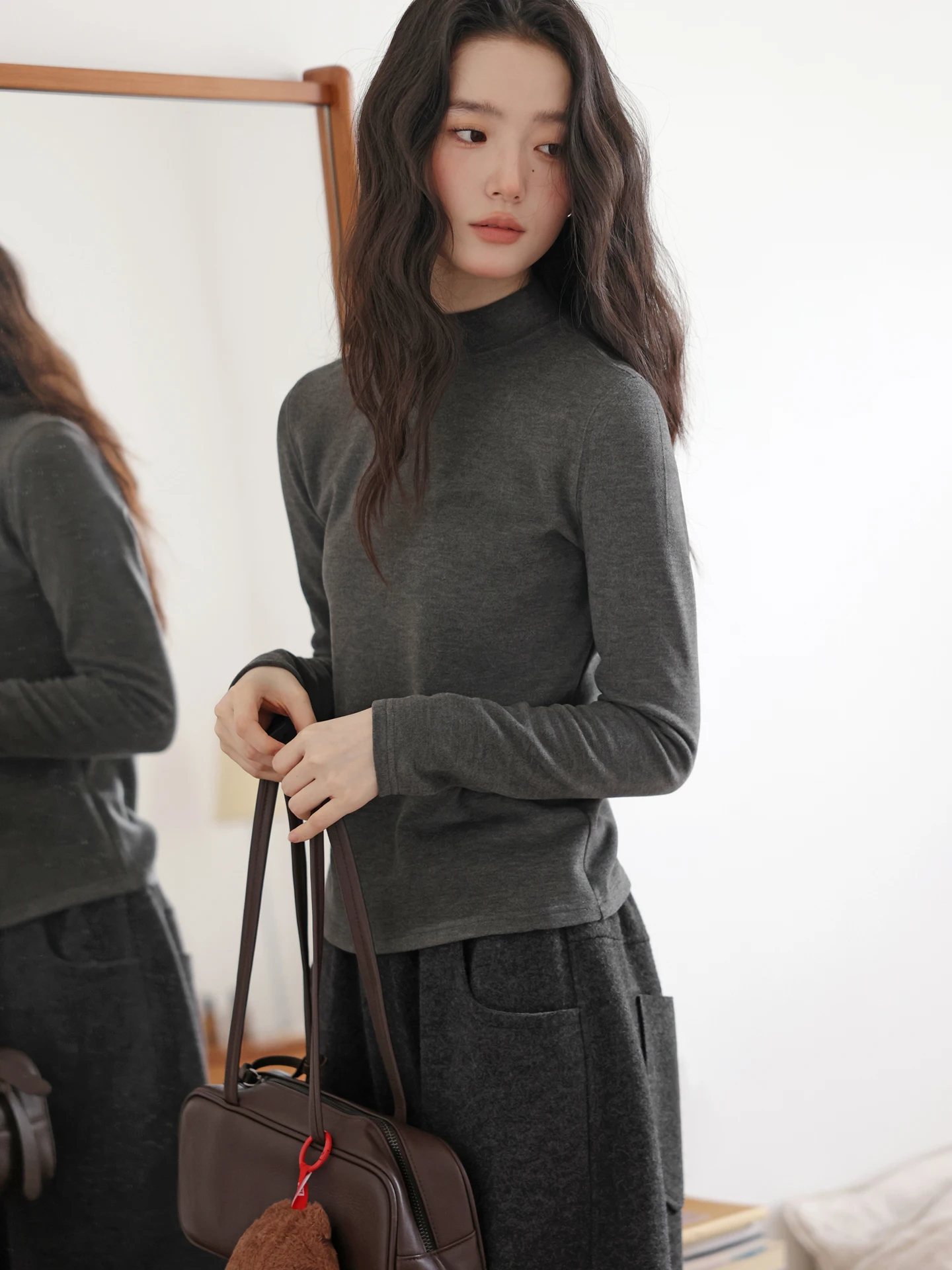 

Теплая женская зимняя облегающая футболка с высоким воротником, однотонная, приятная к телу, Amy Wine House