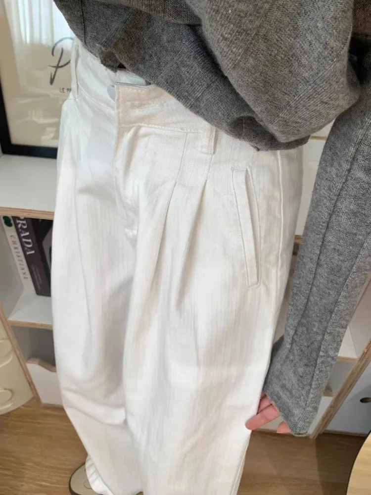 화이트 플리츠 스트레이트 레그 데님 진 여성 플러스 사이즈 하이웨이스트 슬림 힙 커버 와이드 레그 롱 팬츠 캐주얼 스타일