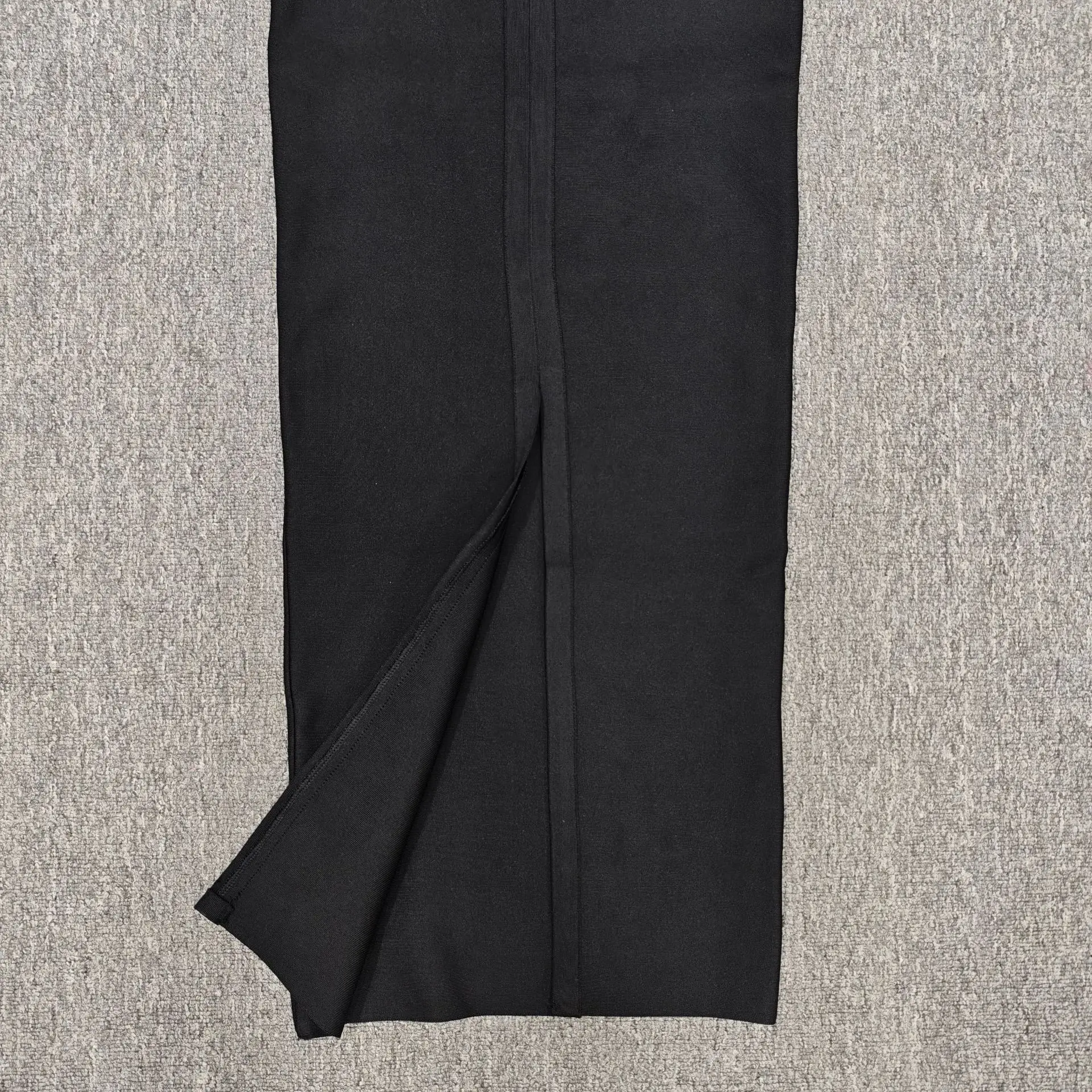 Vestido de noche elegante de manga larga con cuello en V y incrustaciones de diamantes para mujer, vestido adelgazante de moda brillante de alta gama