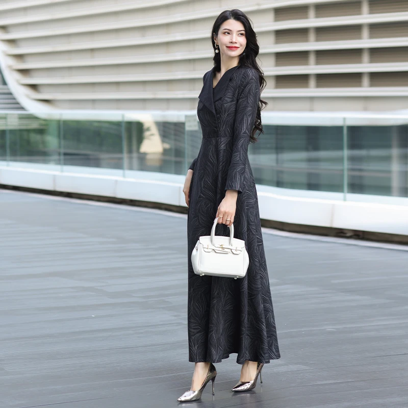 2026 Recién llegado de Primavera/otoño: vestido elegante de manga larga con cuello mandarín para mujer, falda larga ajustada de alta gama para uso diario