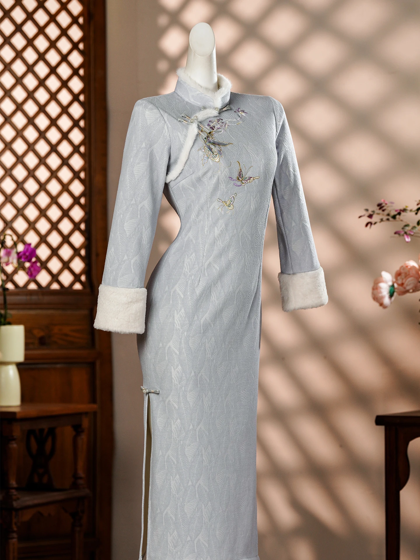 Azul Bordado de Invierno, Absolutamente Hermoso, Corte a la Cintura, para Uso Diario, Talla Pequeña, Estilo Chino M...