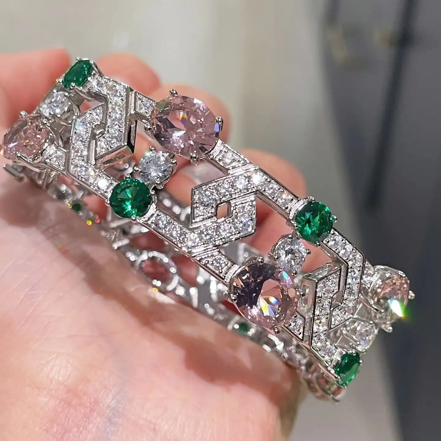 

Bellux Fashion Design Bangle Artificial Emerald Pink Gemstone Hollow out Fine 925 Silver Gold Plated Material Bracelet