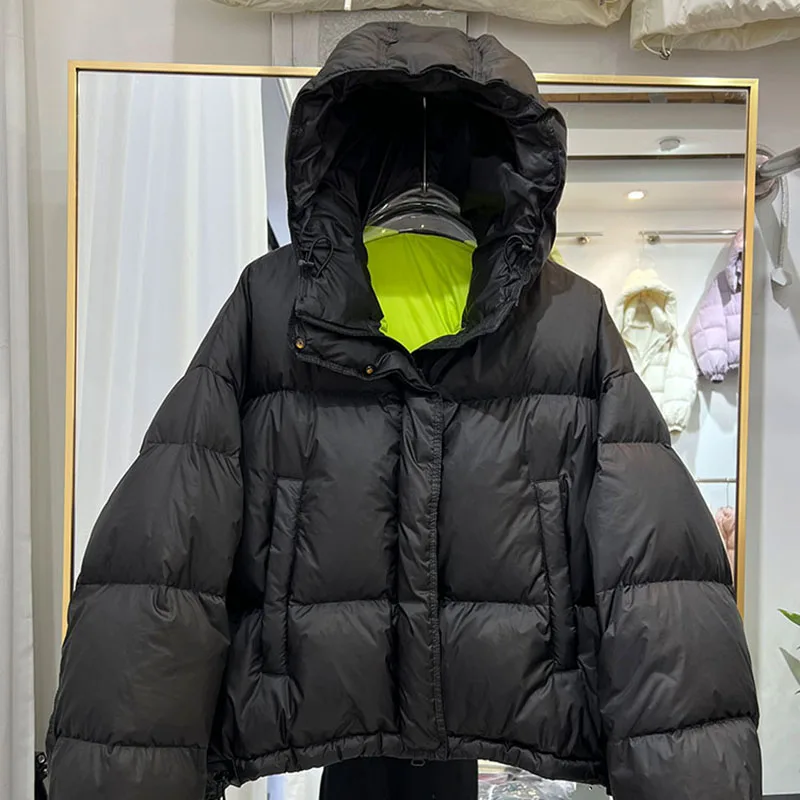2025 New Winter Thickened Elegance Down Jackets Women Short Hooded Loose White Duck Down Solid Color Women's Down Jackets H552