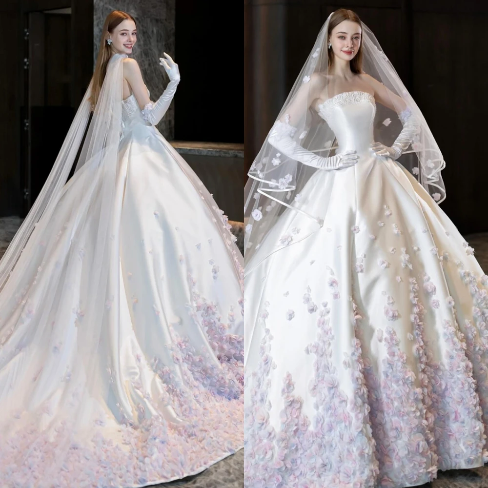

Customized Elegant Strapless Evening Dress and Temperament Satin Special Occasion Gowns and Delicate Appliques Wedding Dresses