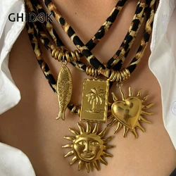 GHIDBK Sexy Exaggerated Metal Irregular Love Shell Serie Pendant Necklace Personalized Handmade Style Suitable for Women Jewelry