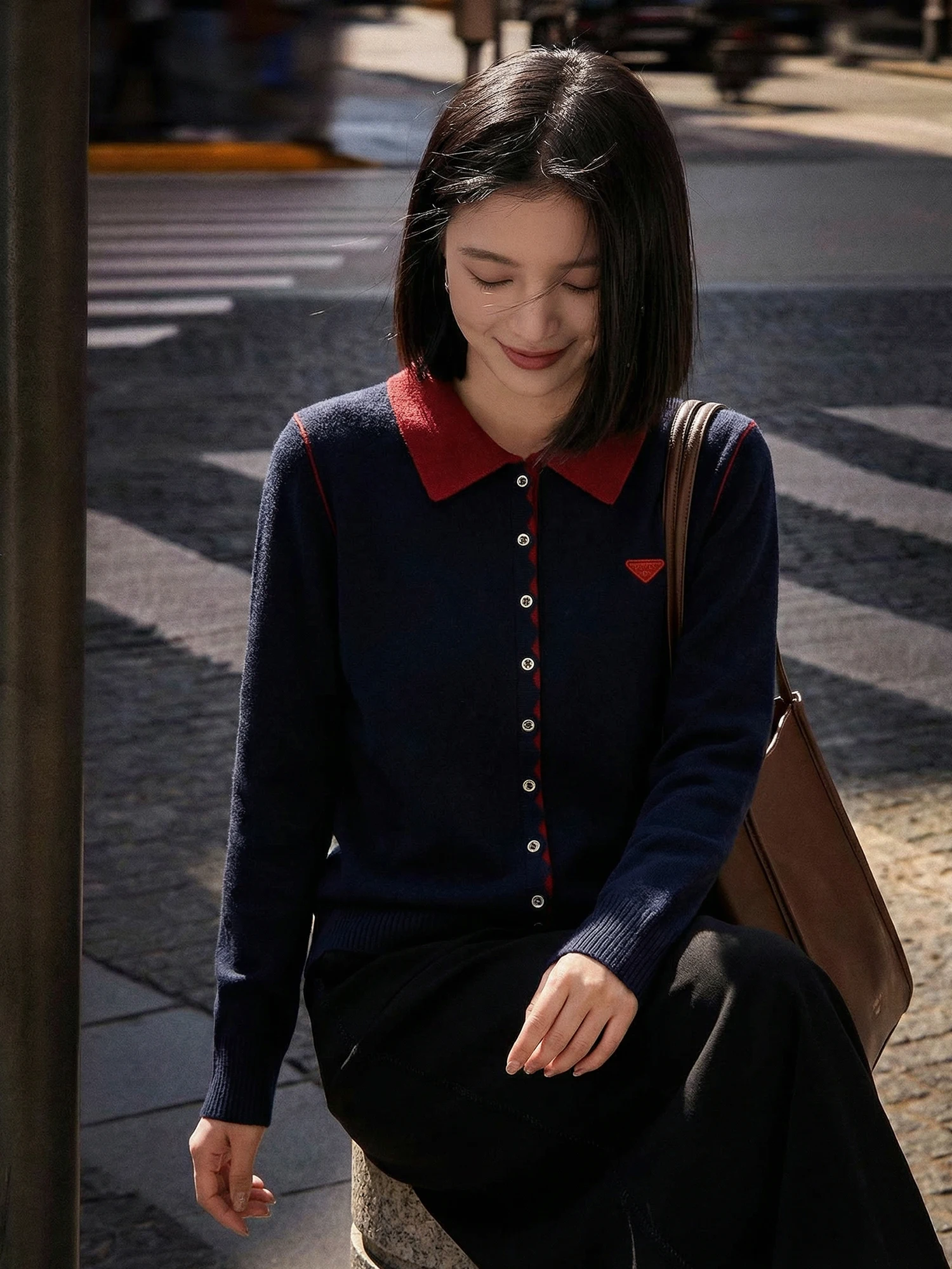 

Chivirin Spring 2026 Women's Ele Knitted Wool Sweater Versatile Color Blo Collared Long Sve Faionable Casual Inner...