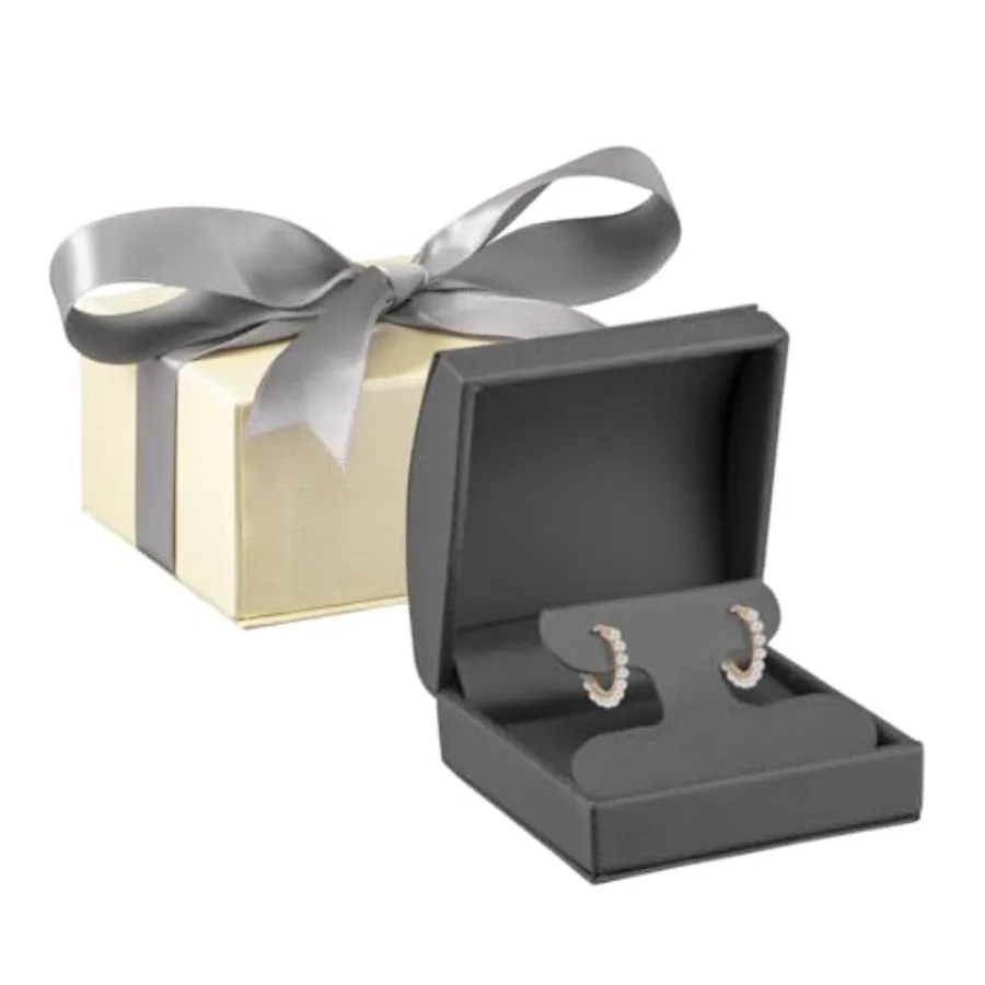 Luxury Dome-Shape Leather T-Style Ear Case for Women and Girls Gift Box Ideal for Hanging Ears and Hoops Cream Ribbed Outer Box