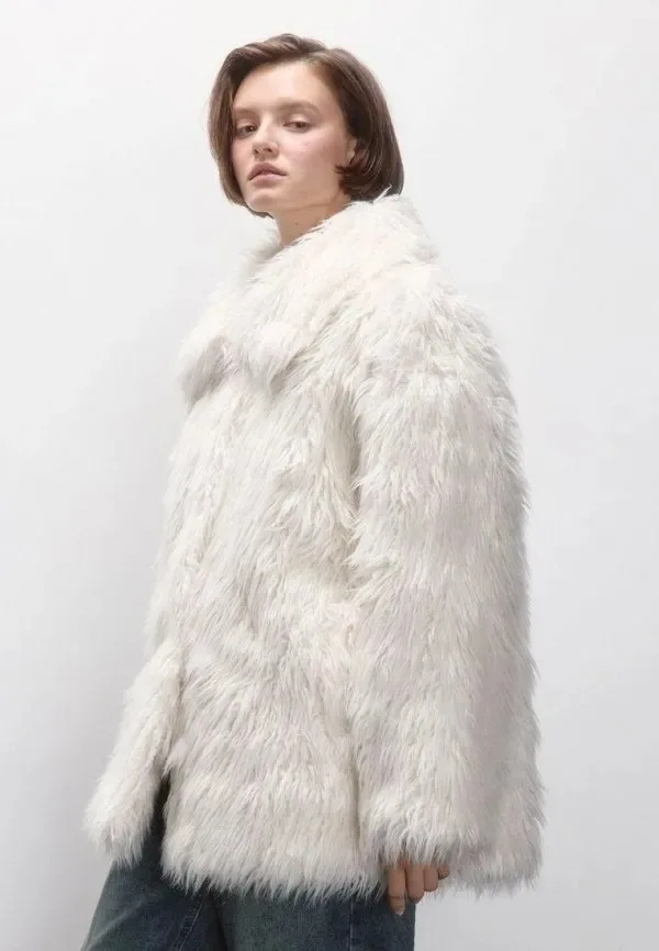 IG Women Oversized Wide Shawl Collar Shaggy Faux Fur Mid-Length Coat, Side Pockets Hidden Closure, Winter Warm Casual  Outerwear