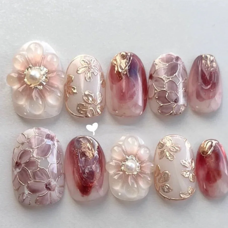 Sweet floral elegant gold foil hand-painted wearable nails/custom pressed nails/handmade pressed nails/imitation acrylic nails