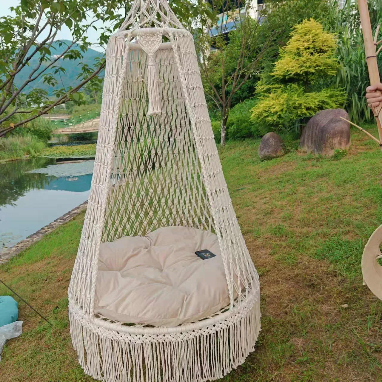 เก้าอี้แขวนเชือกถักทำมือ พู่ห้อย สไตล์โบฮีเมียน สำหรับสนามหญ้า สวน ระเบียง เปลญวนเด็ก ใช้ได้ทั้งในบ้านและนอกบ้าน