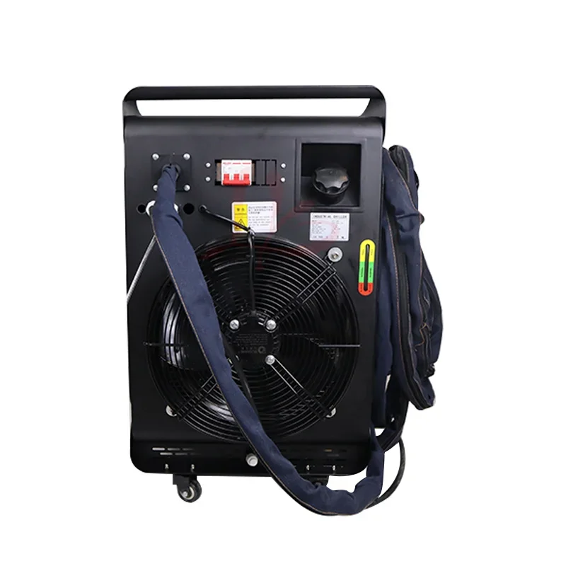 Mesin Pembersih Laser Serat Penghilang Karat Baja Kontinu Berpendingin Air 3000W 1500W BWT Laser Cleaner Alat Penghilang Karat Logam